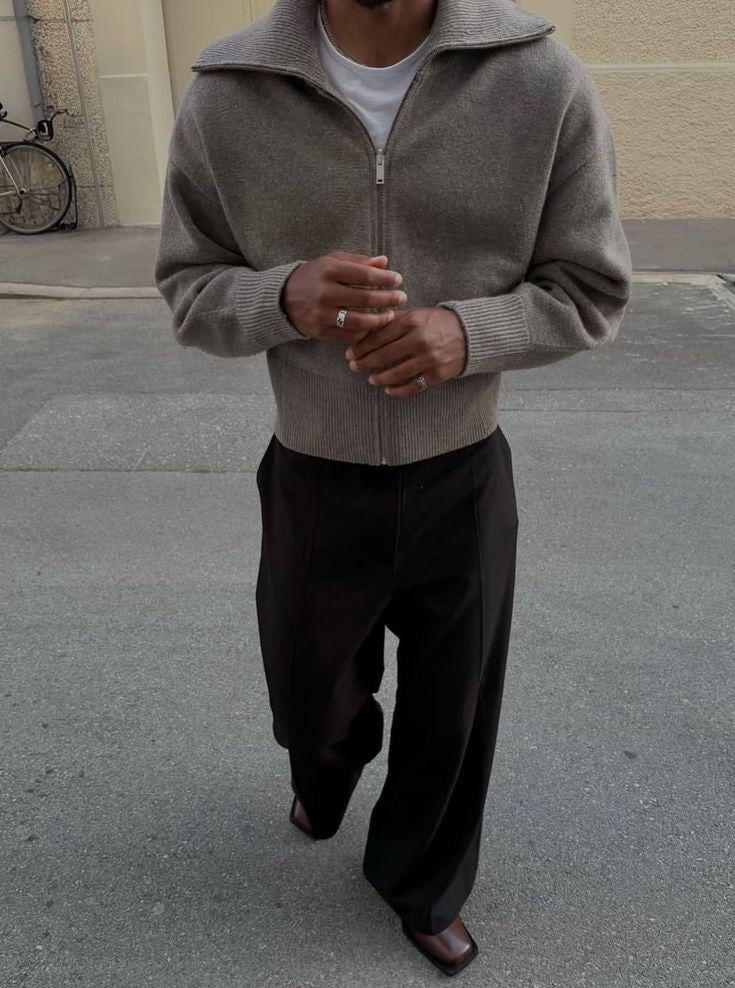 <h2>OUR COMMUNITY</h2>